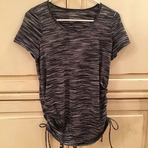 Maternity activewear